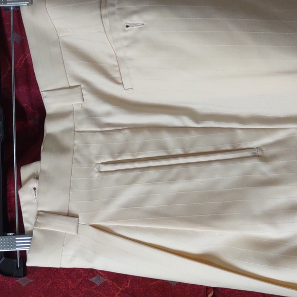 Celebrity designer suit made in Italy! - Picture 3 of 5